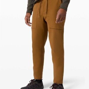 lululemon athletica Men's bowline pant - utilitech 30” burnt caramel